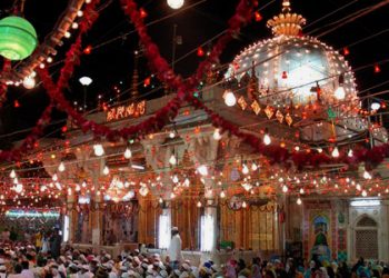 Festival Urs, Perayaan Memperingati Wafatnya Pemimpin Tarekat Chistiyyah di India
